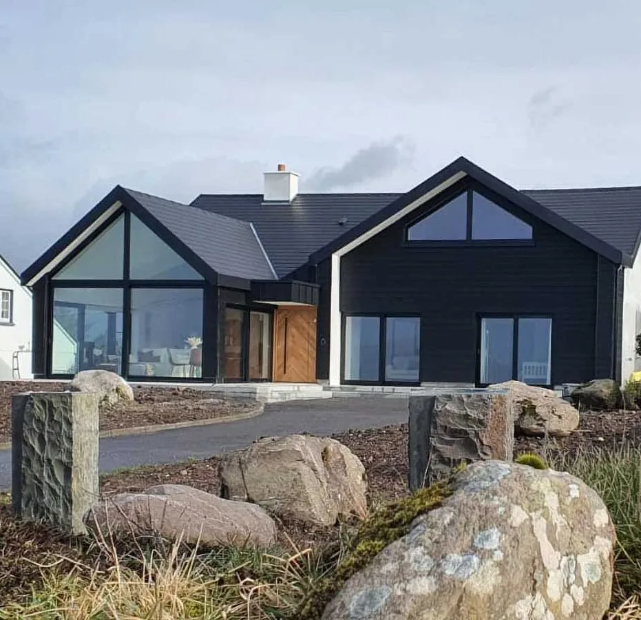 Modern single-family house with Tolvita windows